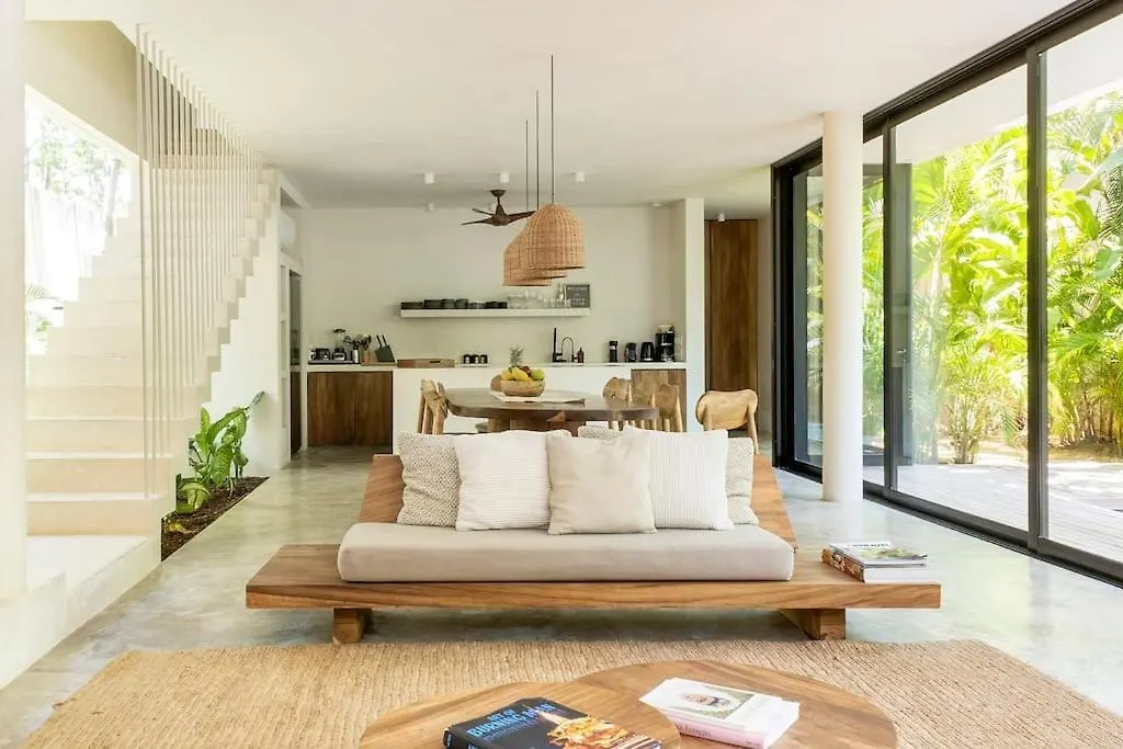 Casa Areca: Award-Winning Architectural Villa with Concierge Tulum
