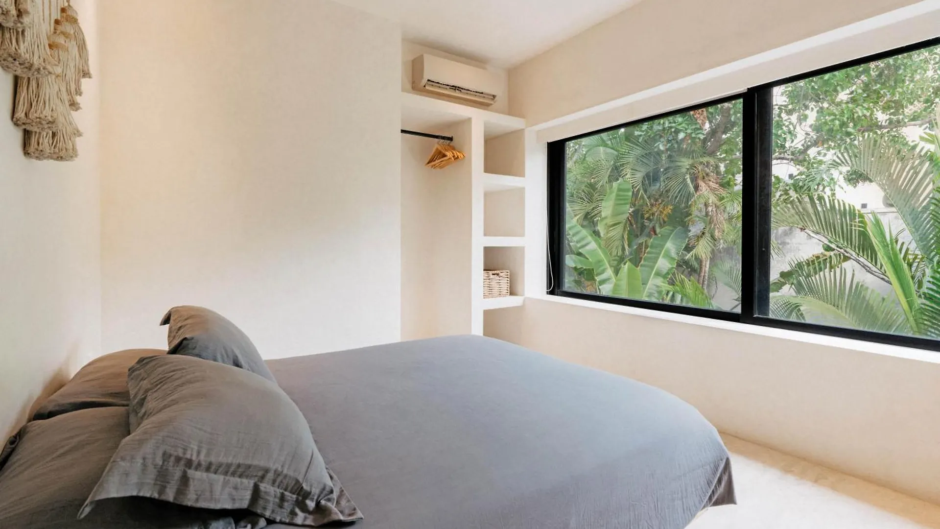 Casa Areca: Award-Winning Architectural Villa with Concierge Tulum